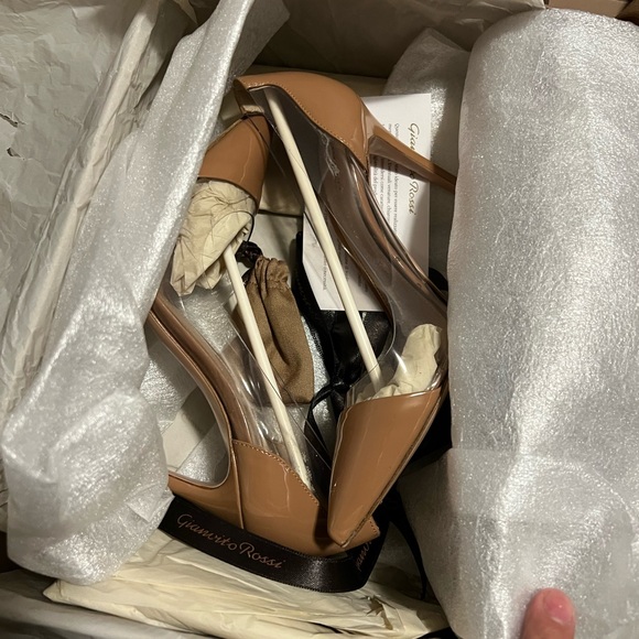 Gianvito Rossi Plexi heels size 35 nude - Picture 11 of 15